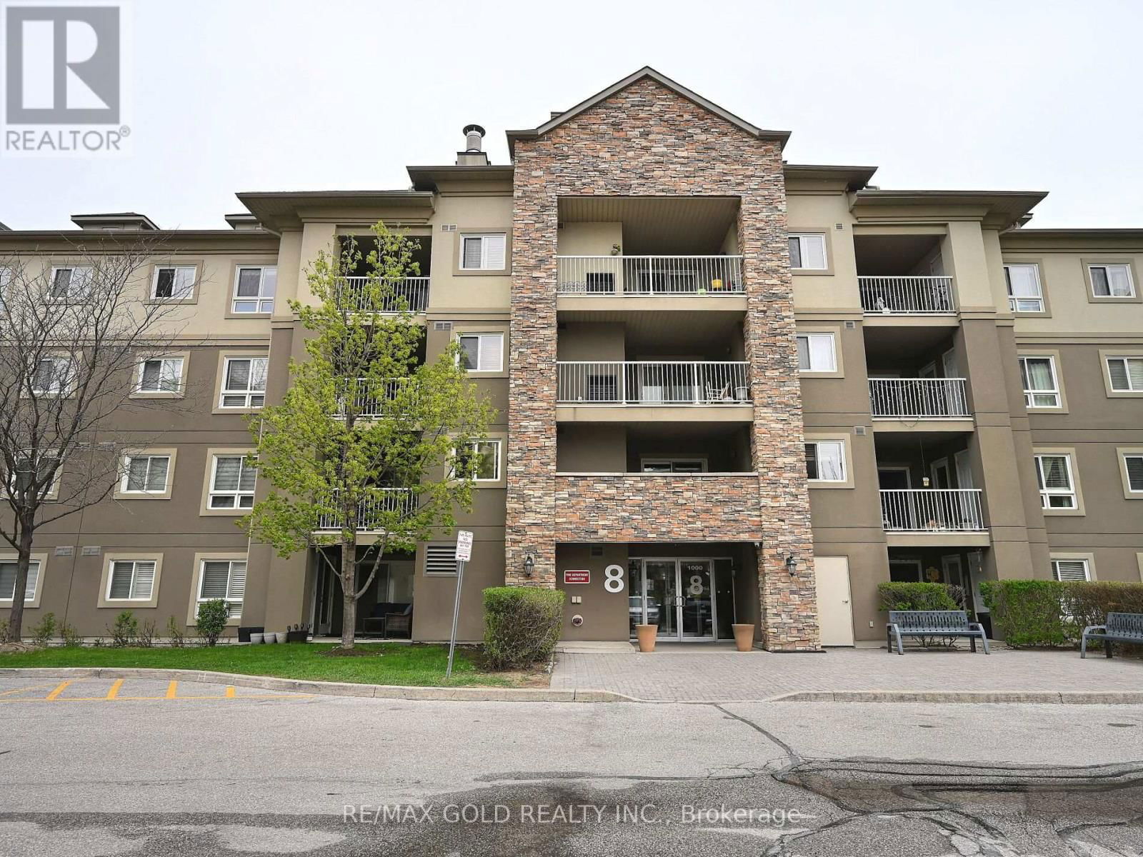 1420 - 8 DAYSPRING CIRCLE Image 1