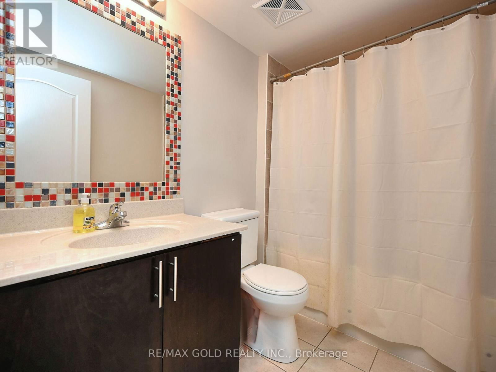 1420 - 8 DAYSPRING CIRCLE Image 19