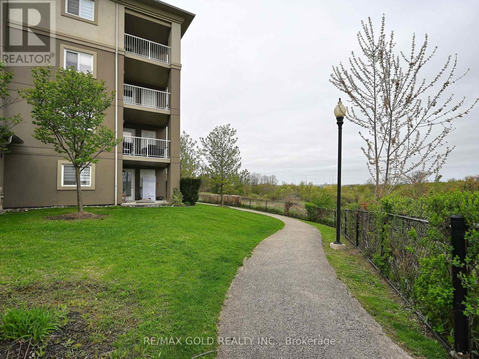 1420 - 8 DAYSPRING CIRCLE Image 23
