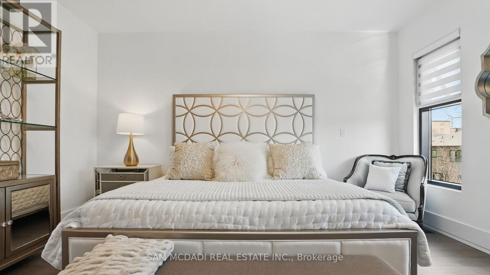 7B IROQUOIS AVENUE Image 23