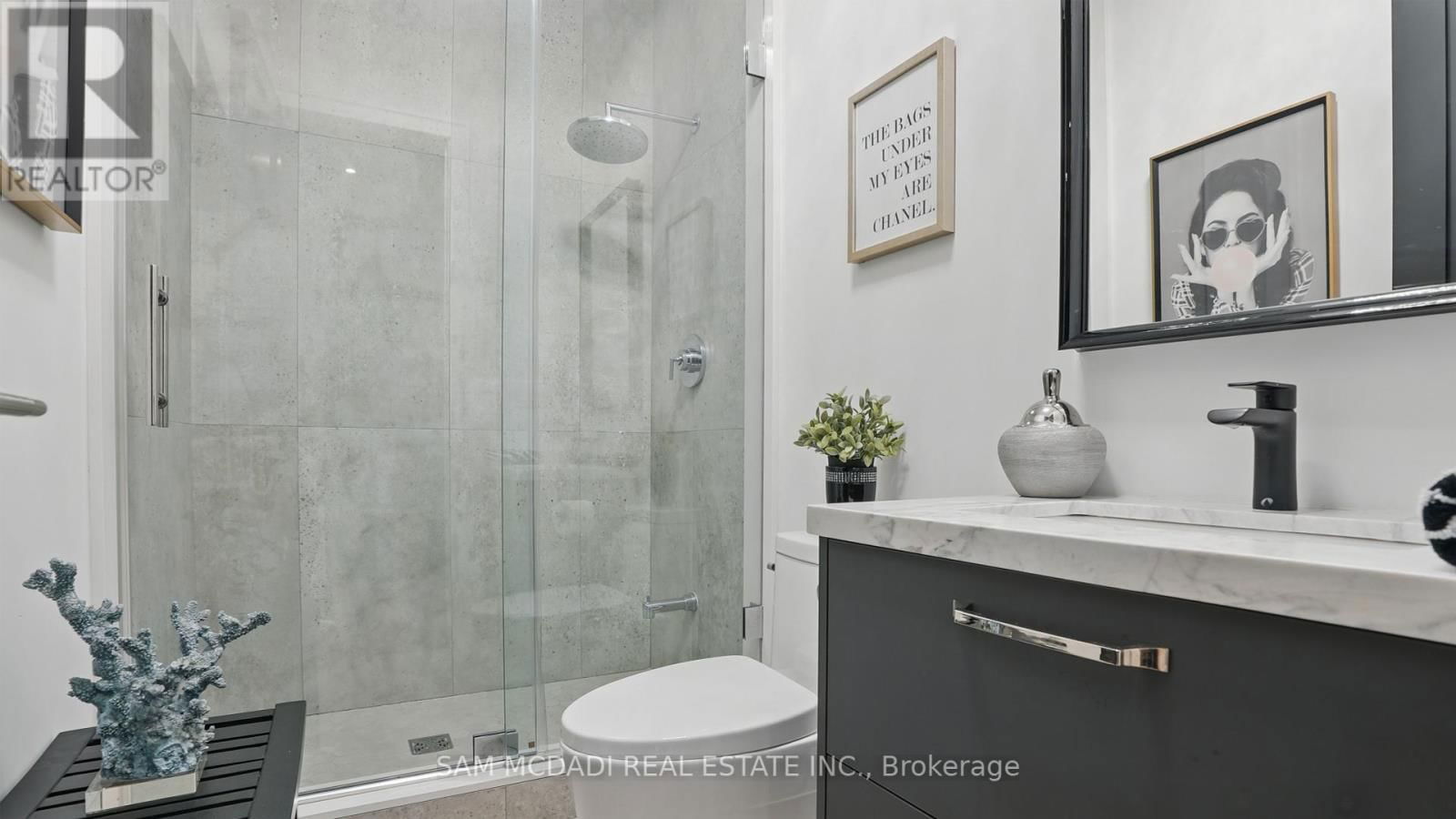 7B IROQUOIS AVENUE Image 35