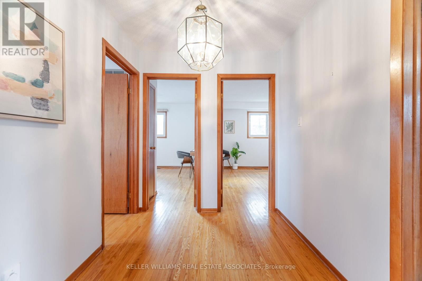 21 MALCOLM CRESCENT Image 19
