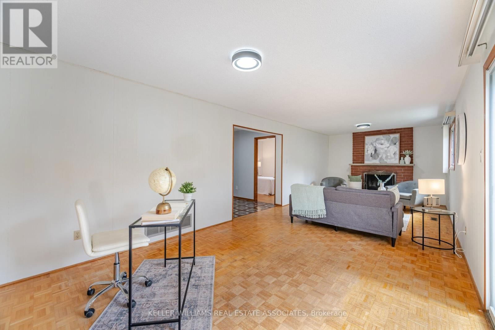 21 MALCOLM CRESCENT Image 34
