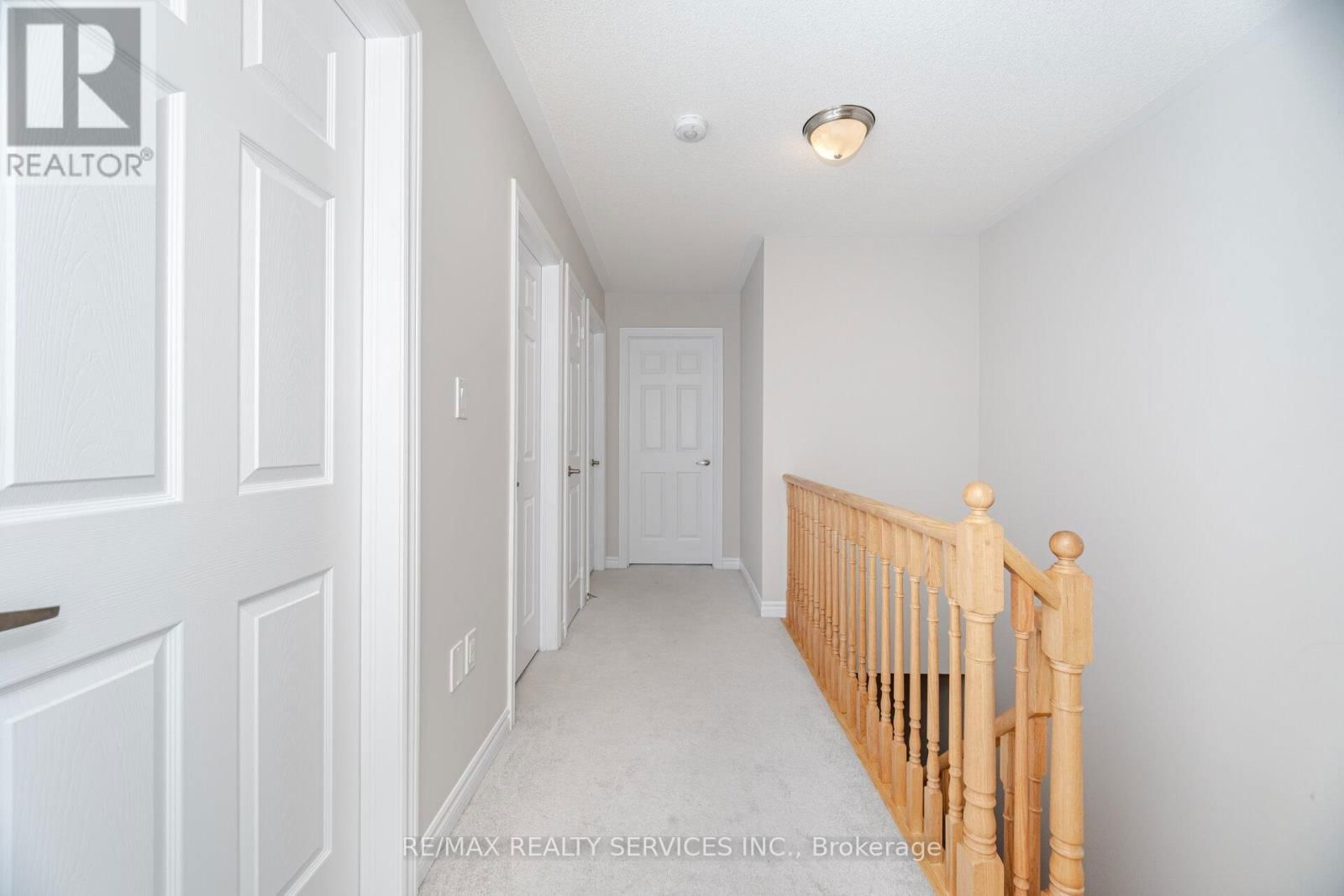 93 ROYAL FERN CRESCENT Image 17