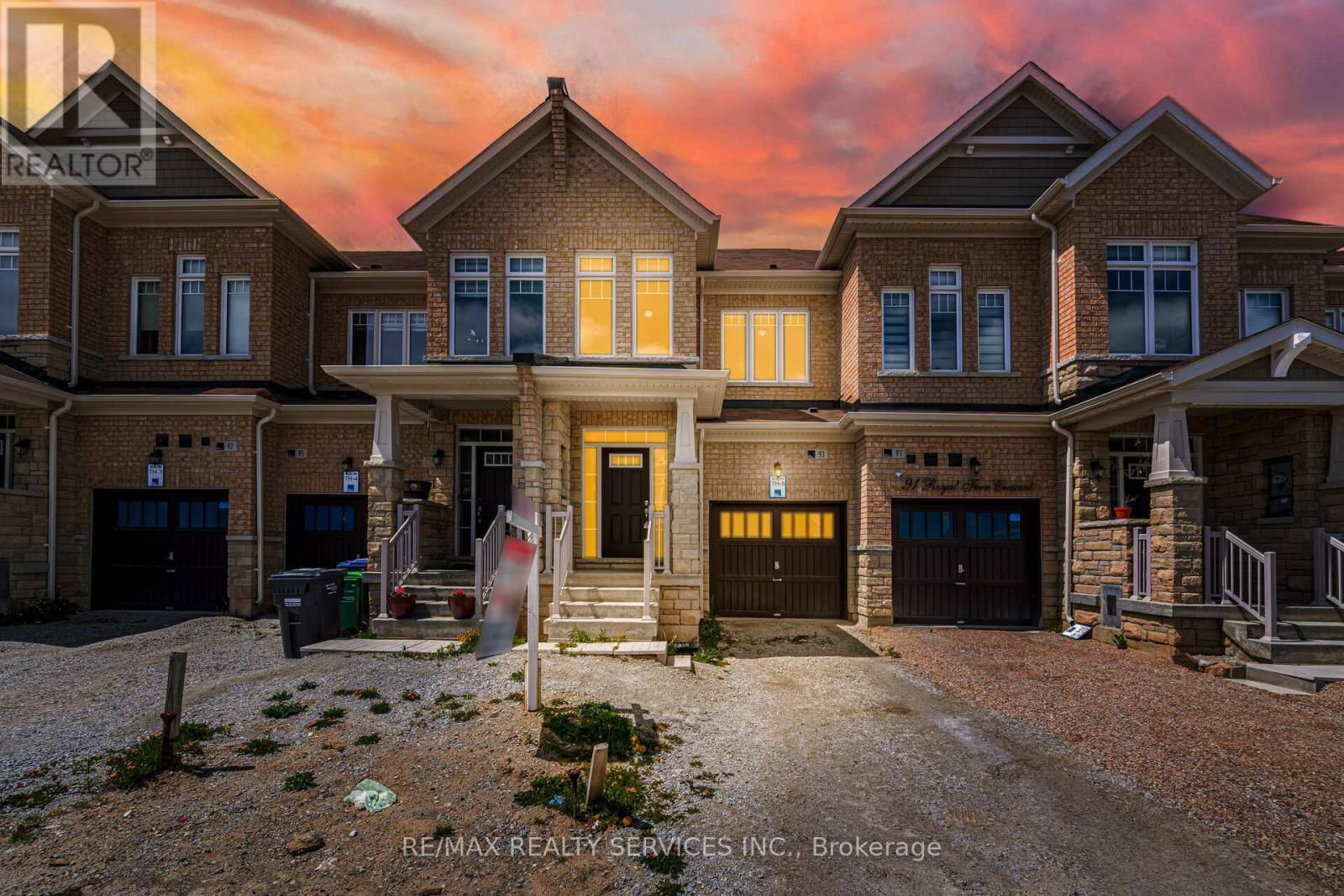 93 ROYAL FERN CRESCENT Image 3