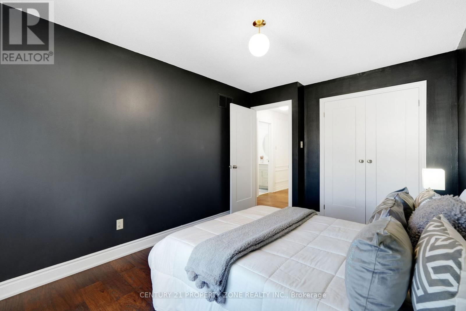 12 ARCHER COURT Image 33