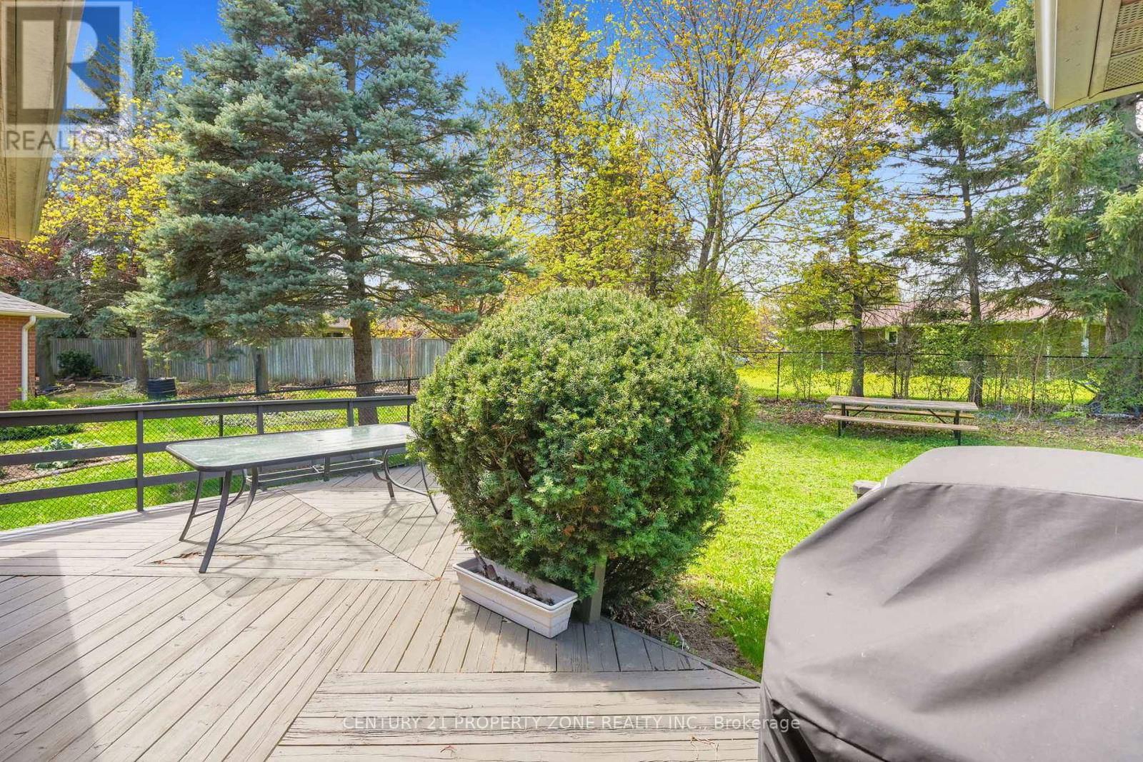 12 ARCHER COURT Image 45
