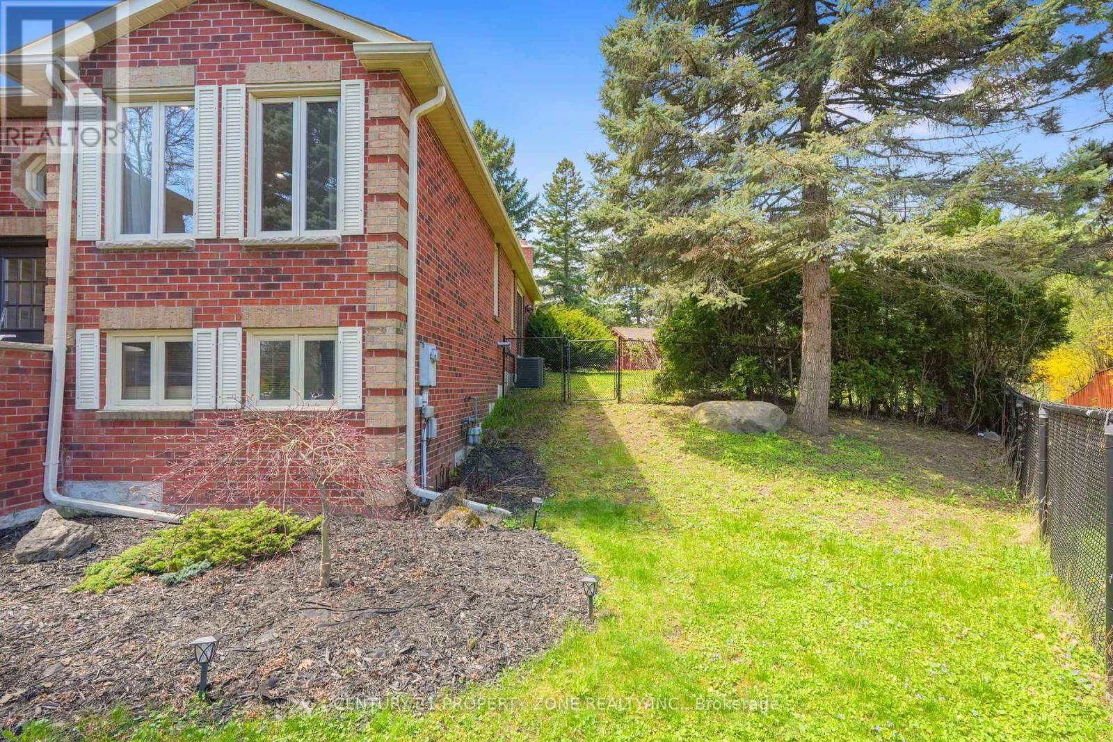 12 ARCHER COURT Image 46