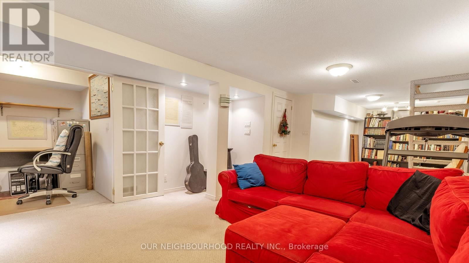616 FORESTWOOD CRESCENT CRESCENT Image 32