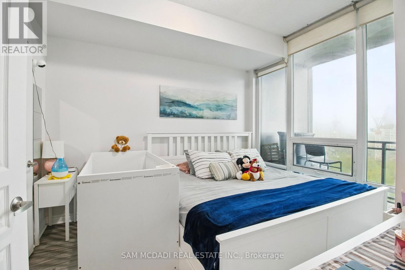 710 - 3525 KARIYA DRIVE Image 23