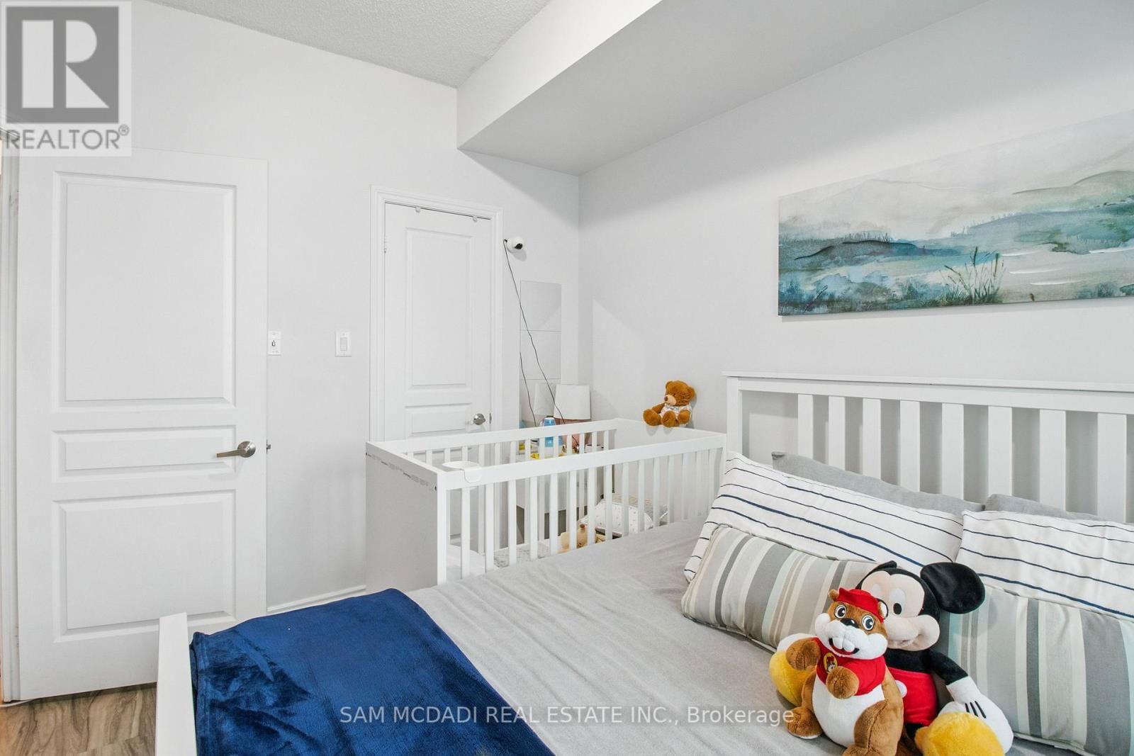 710 - 3525 KARIYA DRIVE Image 26