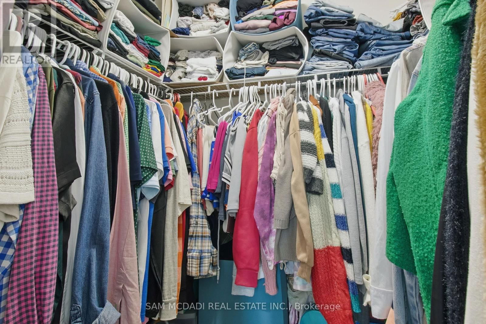 710 - 3525 KARIYA DRIVE Image 28