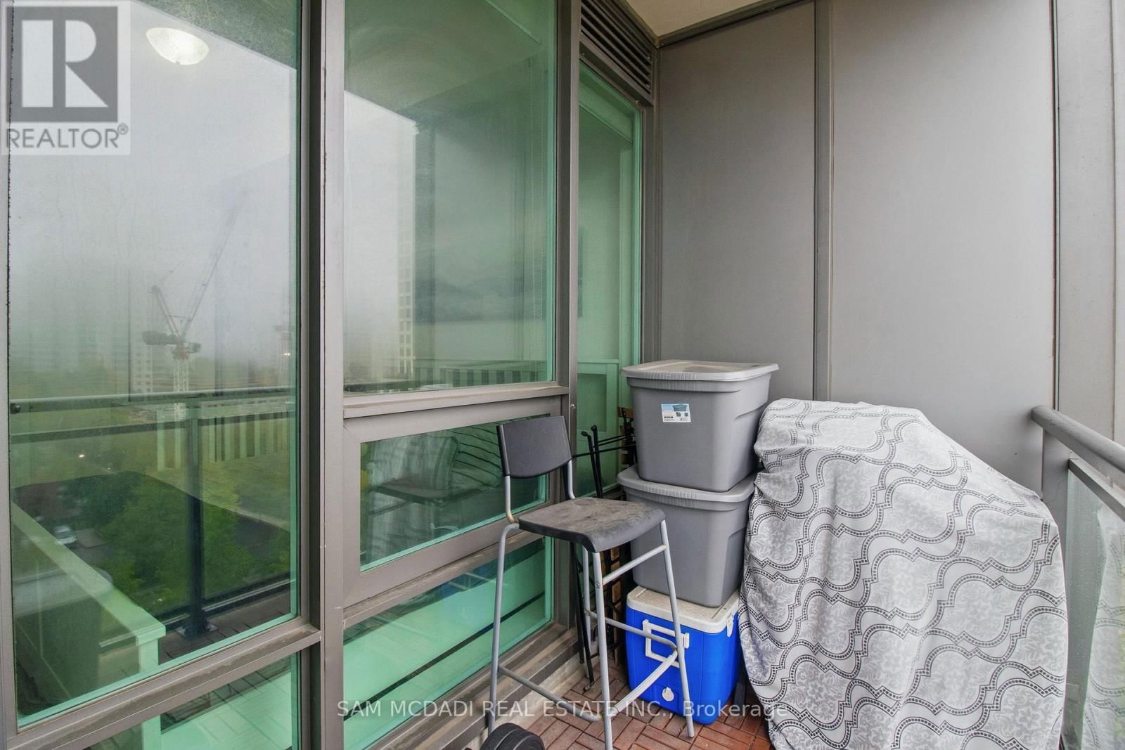 710 - 3525 KARIYA DRIVE Image 29