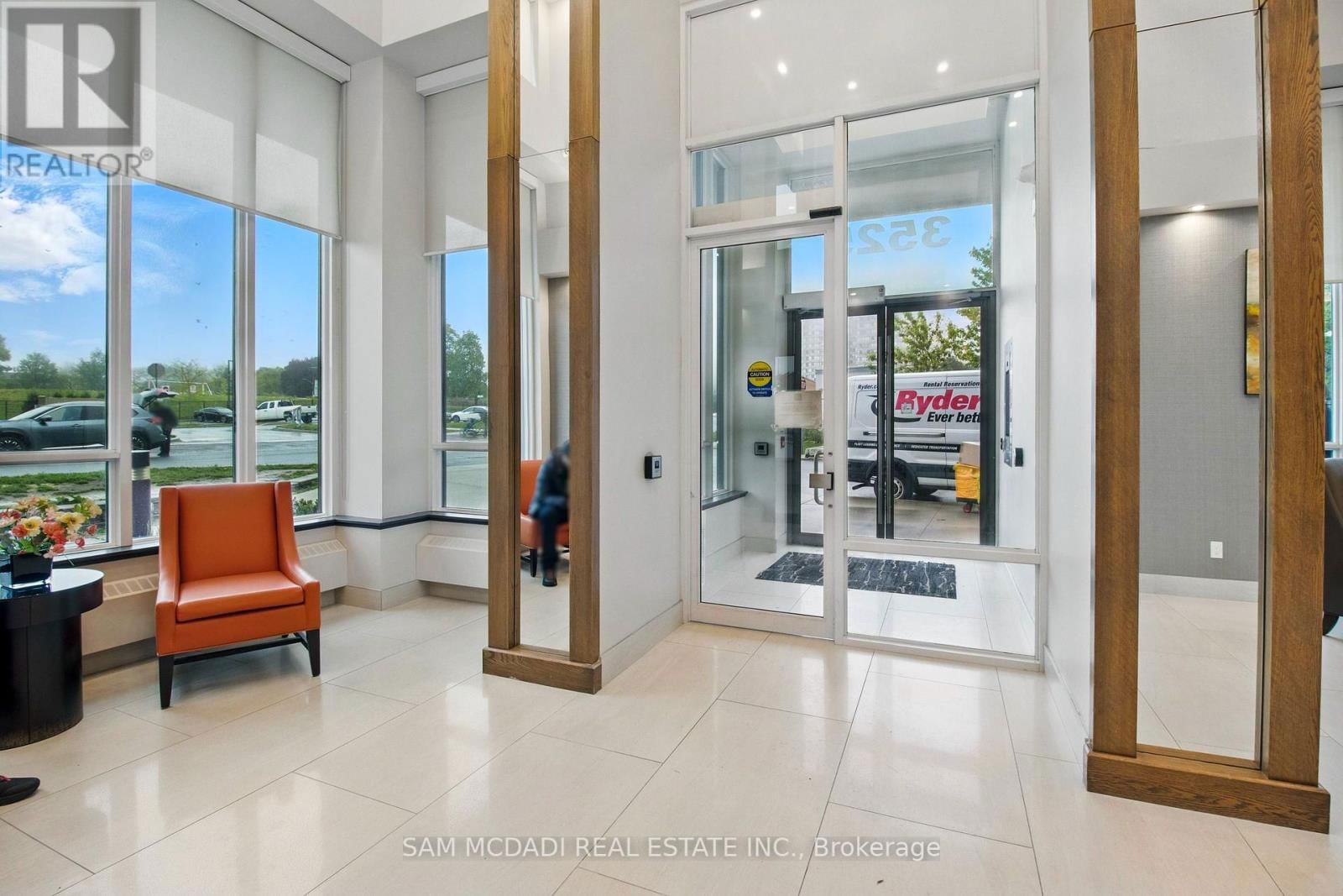 710 - 3525 KARIYA DRIVE Image 3