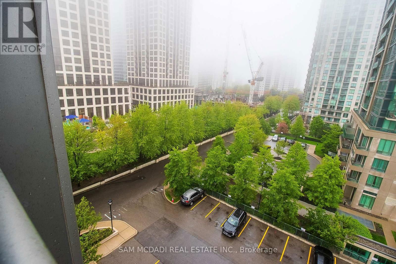 710 - 3525 KARIYA DRIVE Image 34