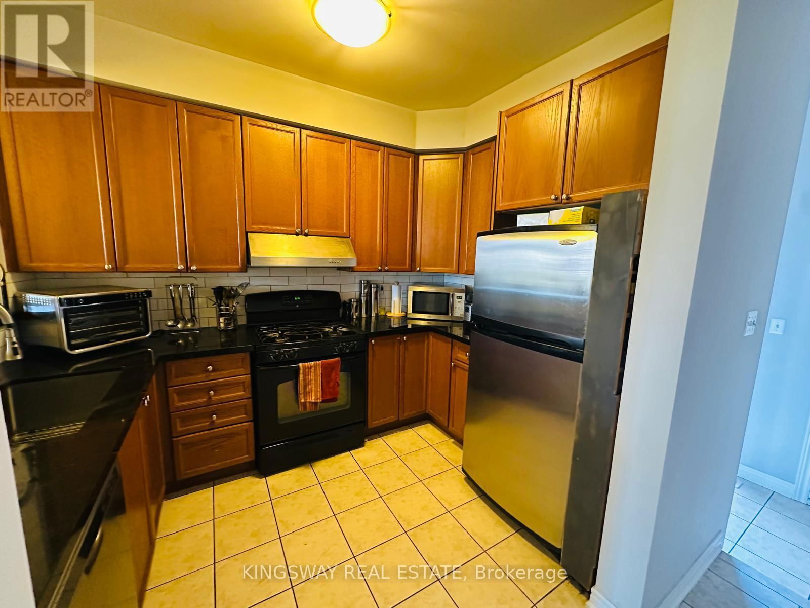 21 - 1015 GALESWAY BOULEVARD Image 11