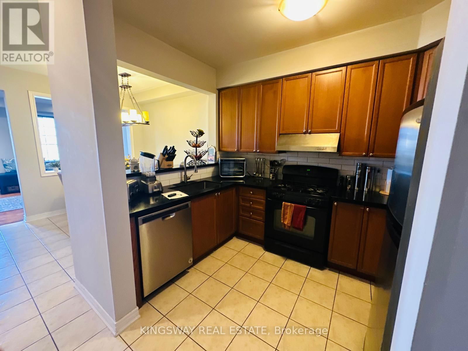 21 - 1015 GALESWAY BOULEVARD Image 13