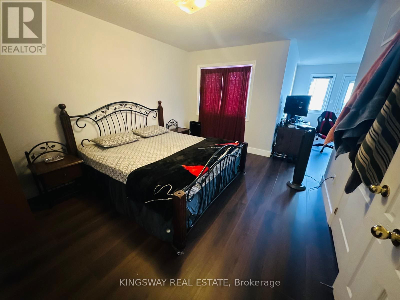 21 - 1015 GALESWAY BOULEVARD Image 24
