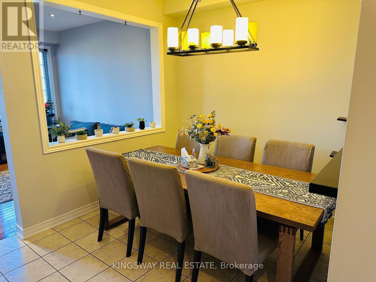 21 - 1015 GALESWAY BOULEVARD Image 8