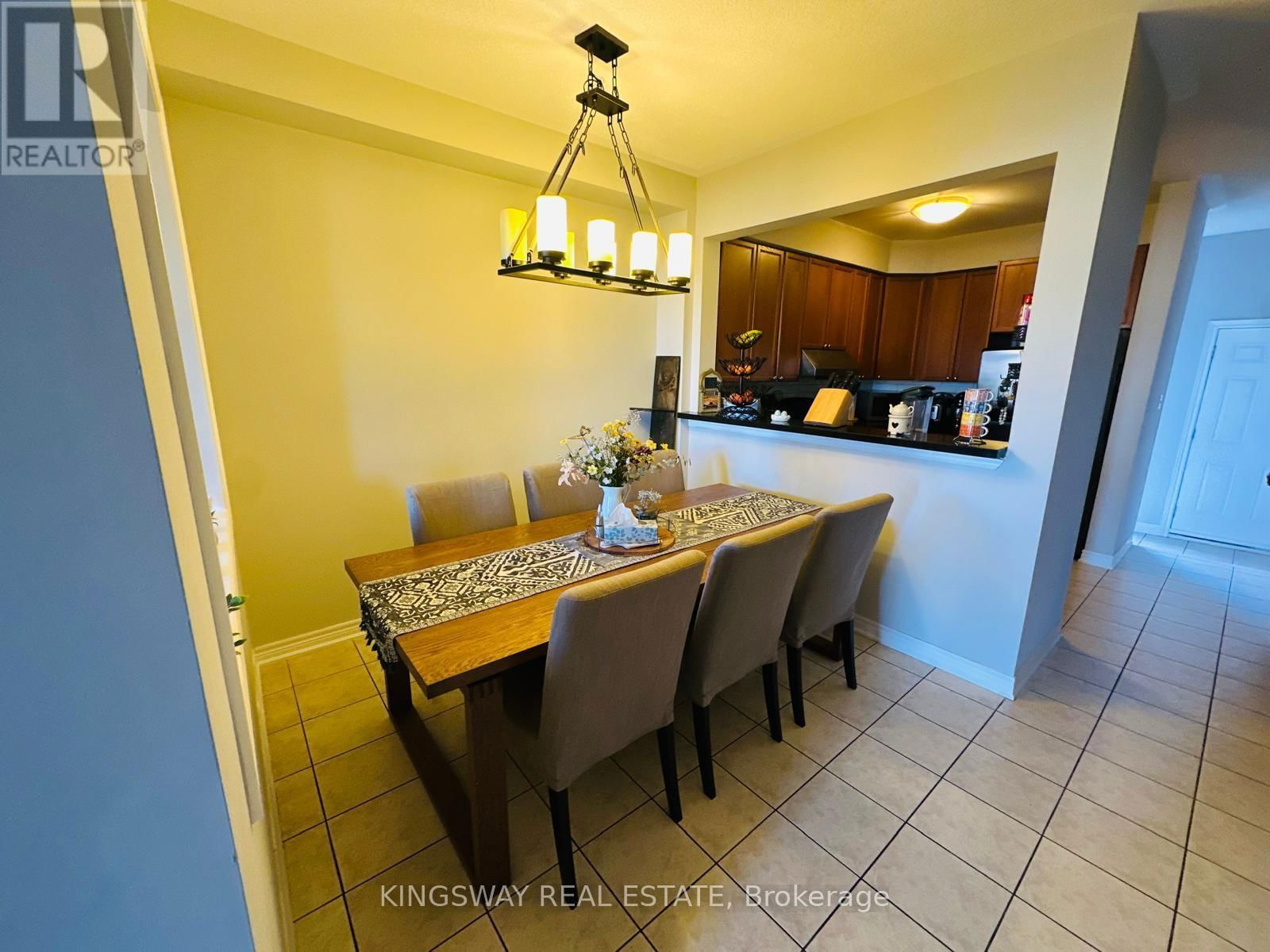 21 - 1015 GALESWAY BOULEVARD Image 9