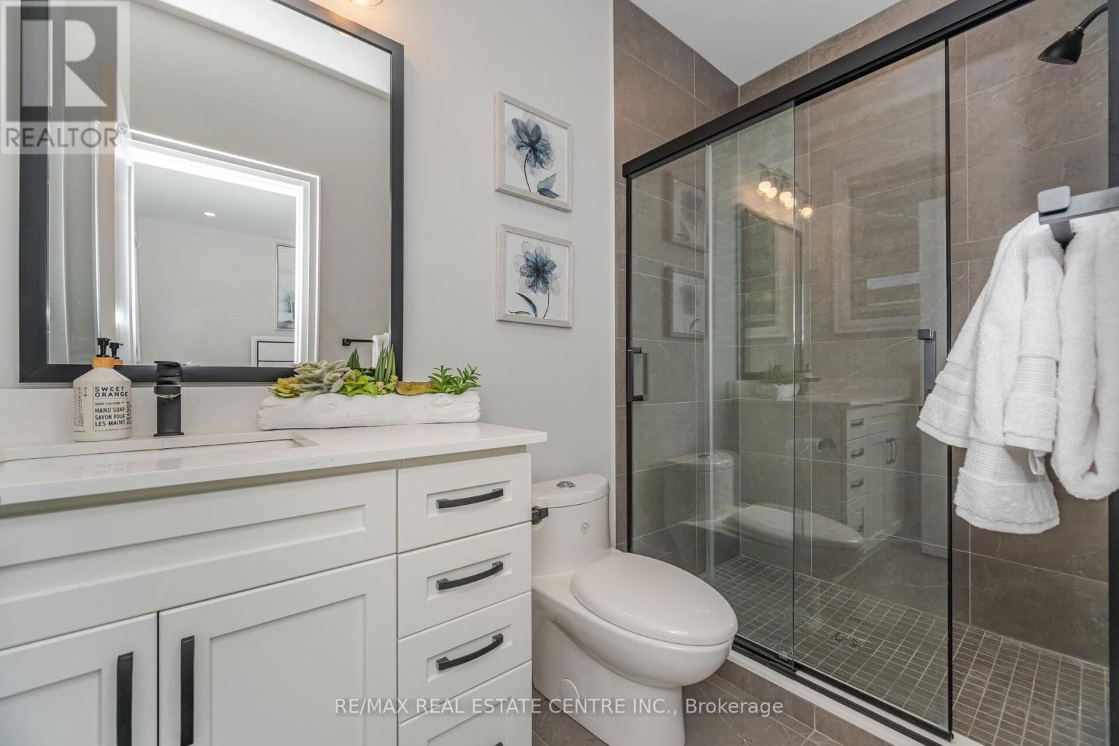 3 LARRY STREET Image 22