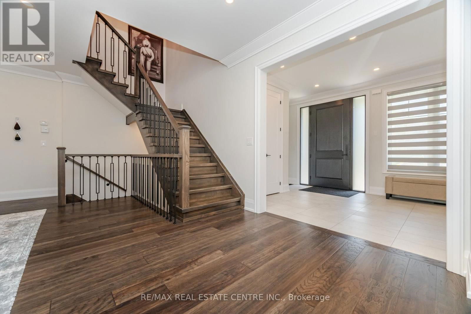 3 LARRY STREET Image 24