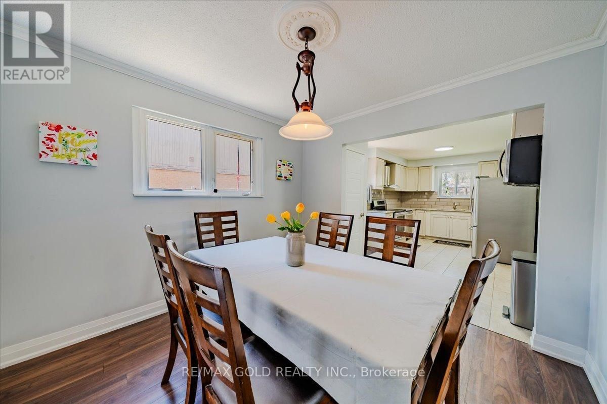 18 MARKHAM STREET Image 13