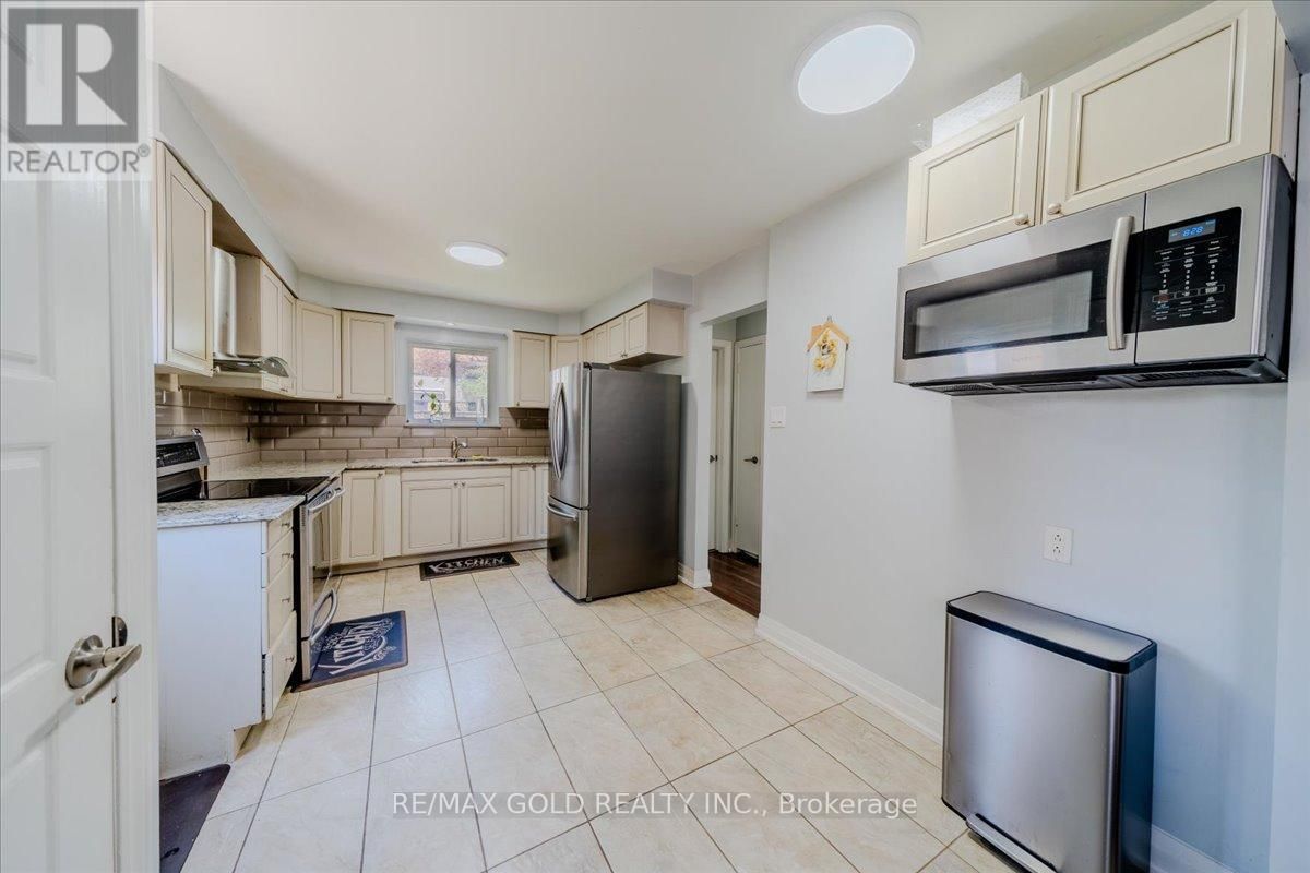 18 MARKHAM STREET Image 16