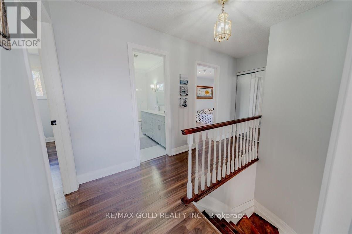18 MARKHAM STREET Image 26