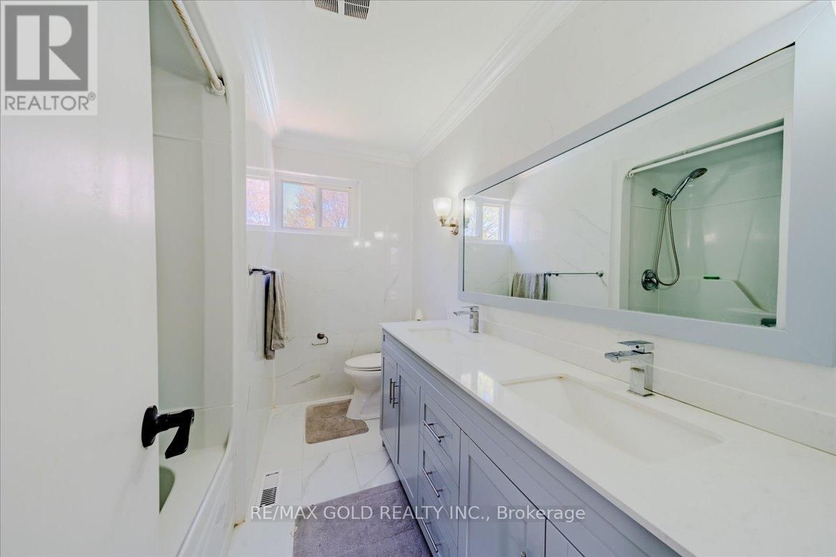 18 MARKHAM STREET Image 31