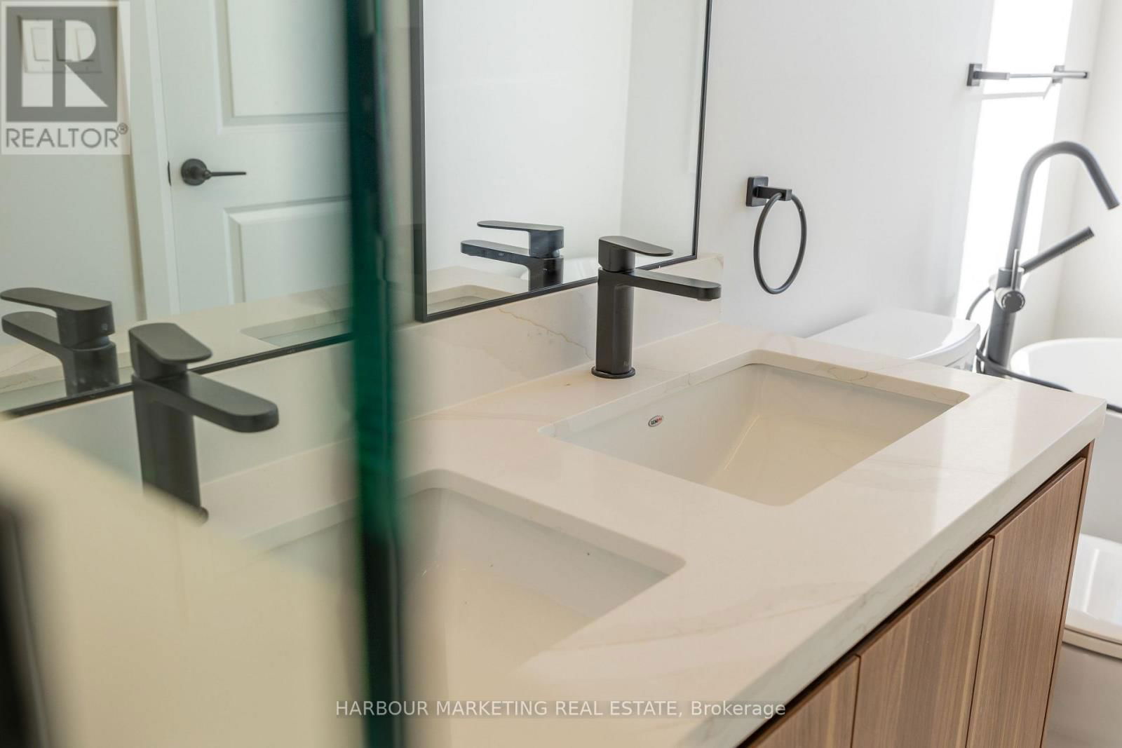 6632 HARMONY HILL Image 36