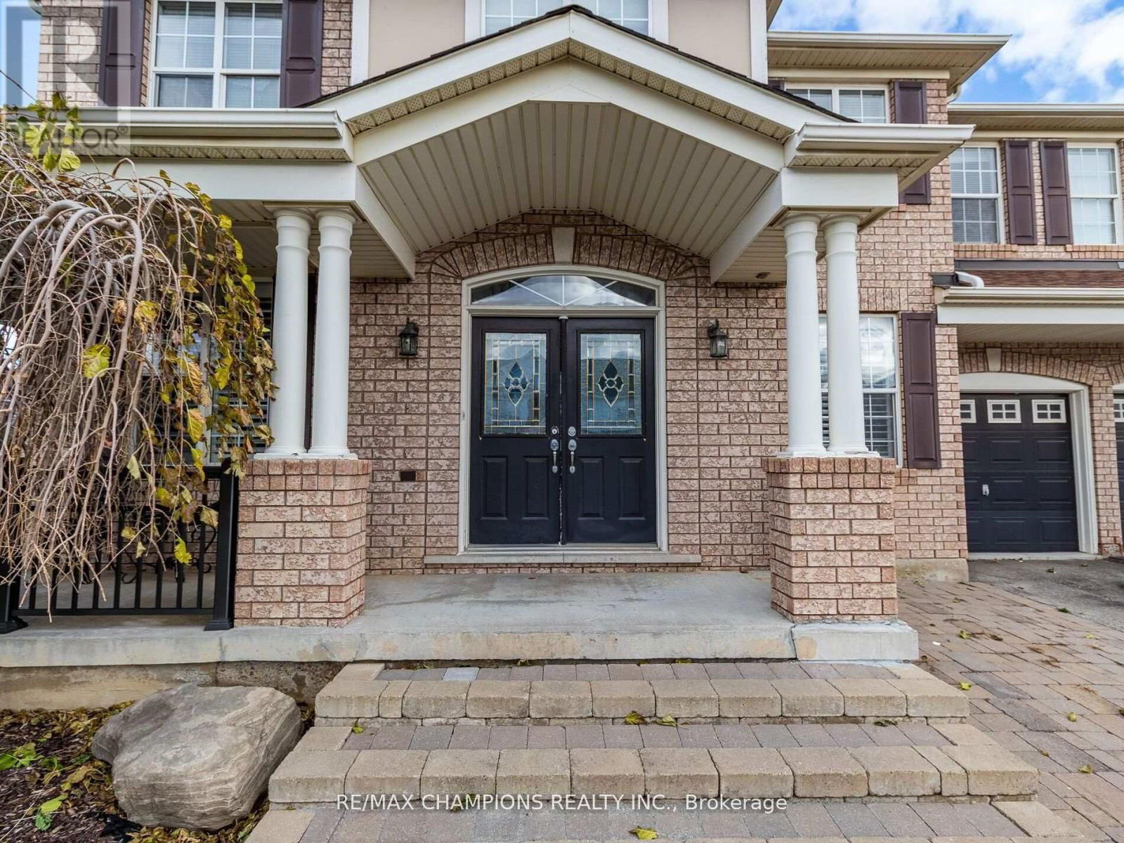 707 TRUDEAU DRIVE Image 2