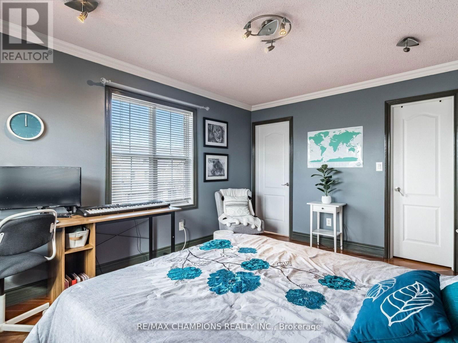 707 TRUDEAU DRIVE Image 21
