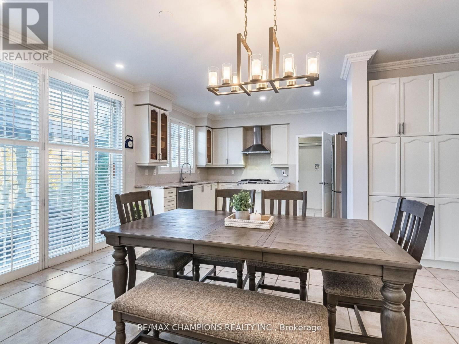 707 TRUDEAU DRIVE Image 33