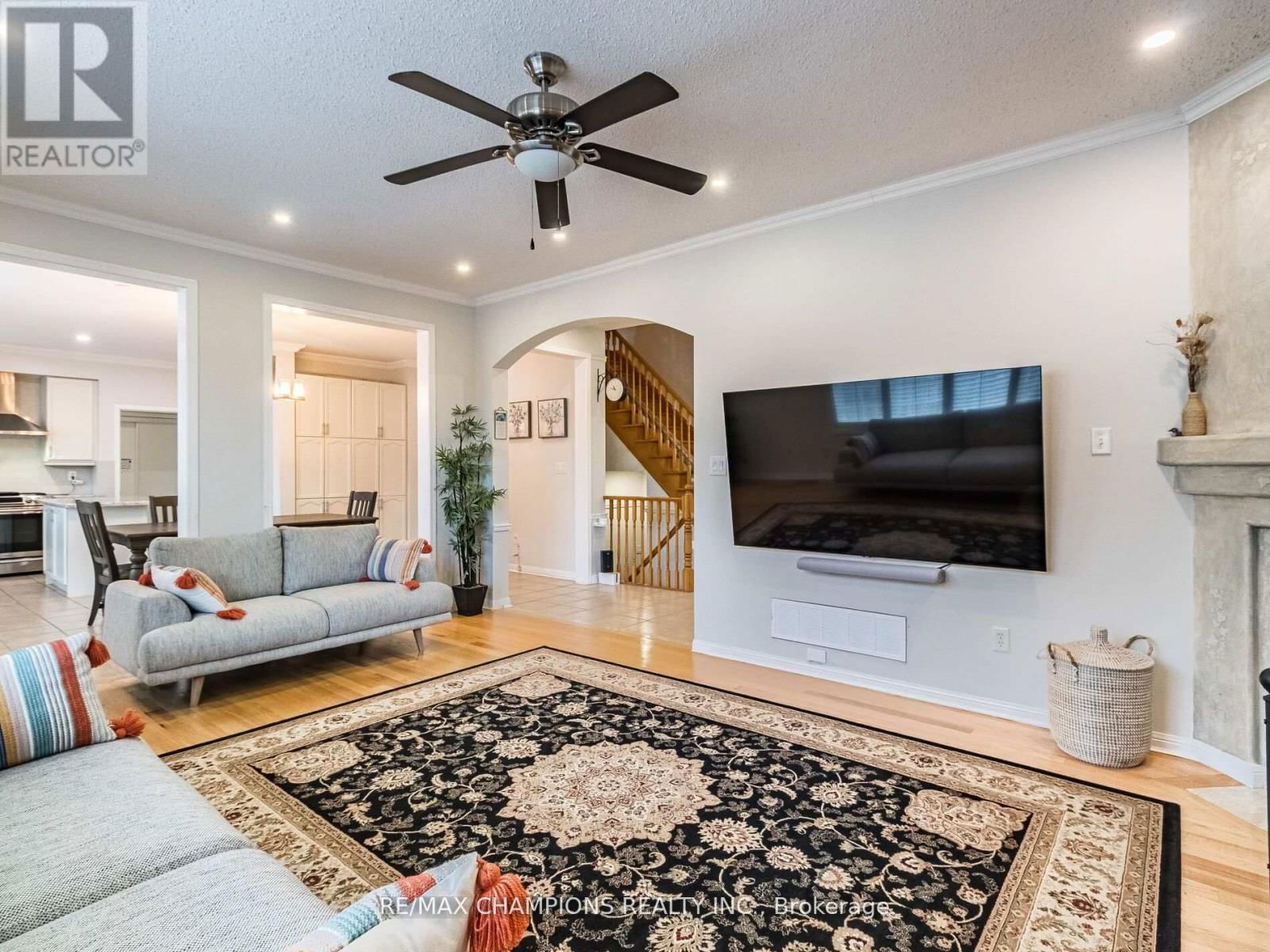 707 TRUDEAU DRIVE Image 35