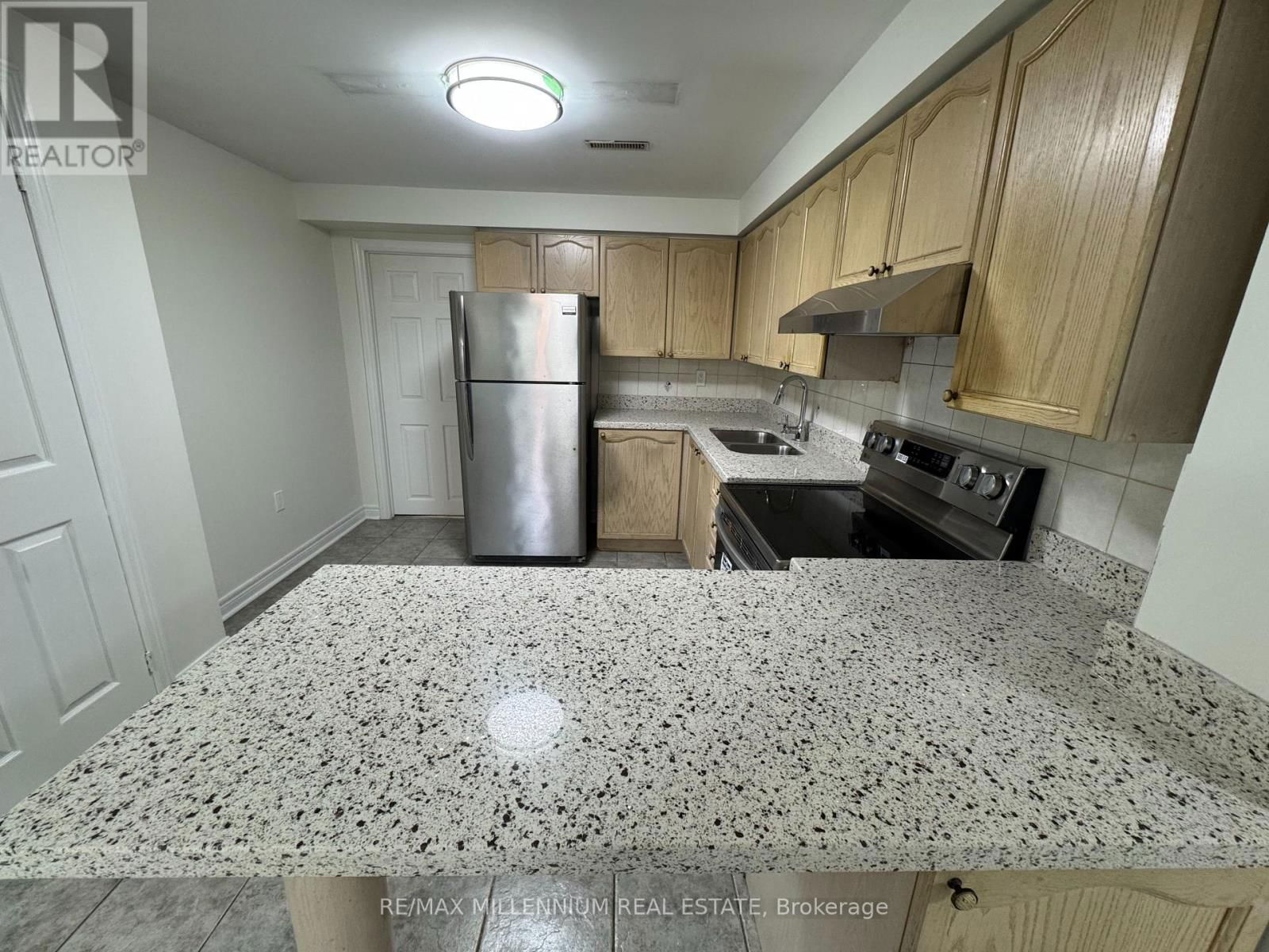 BSMT - 98 LETTY AVENUE Image 10