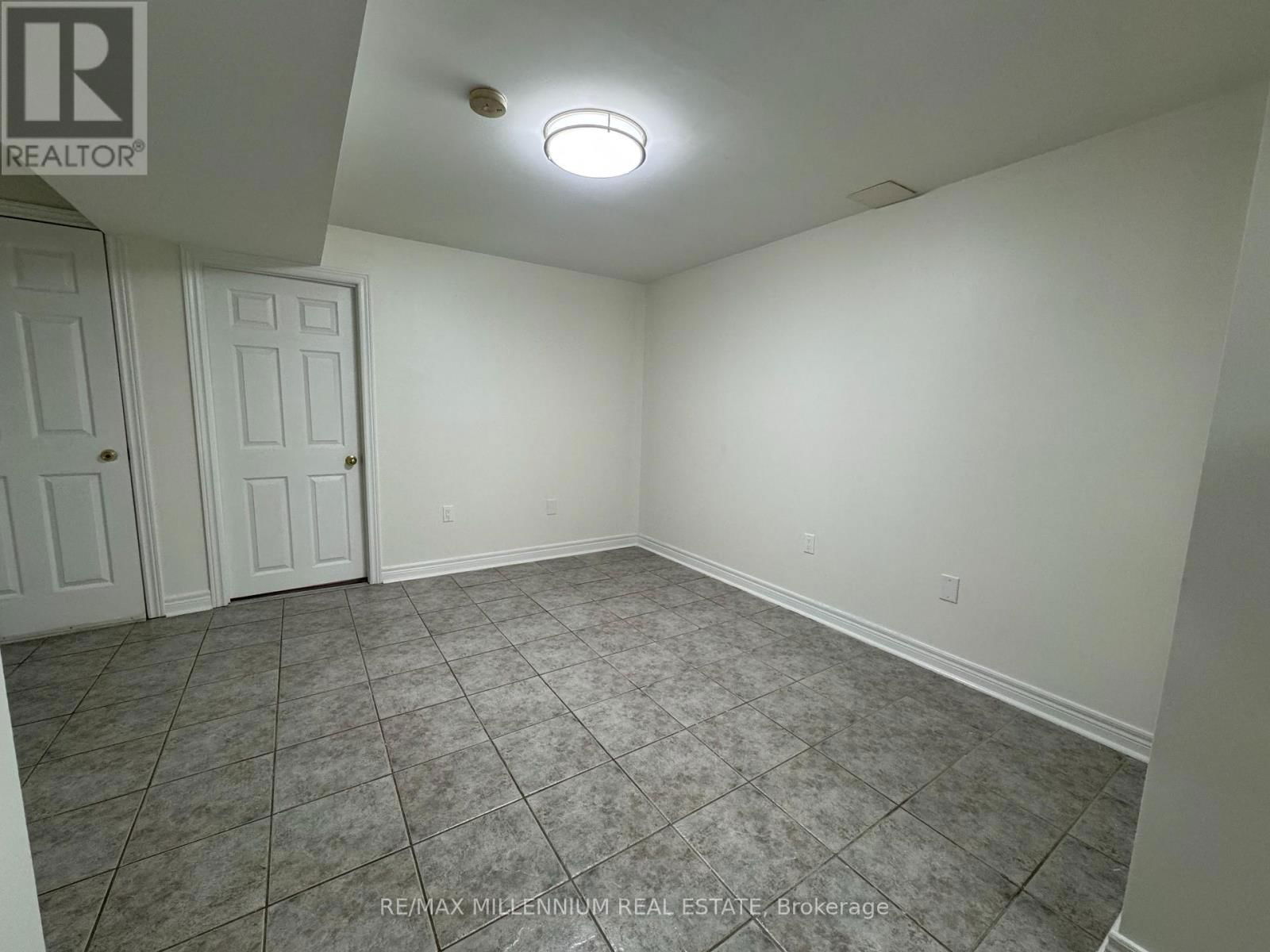 BSMT - 98 LETTY AVENUE Image 14