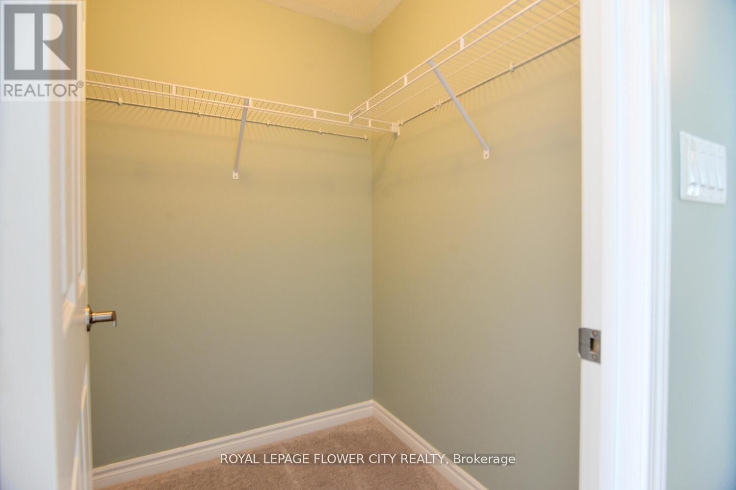 307 - 200 LAGERFELD DRIVE Image 21
