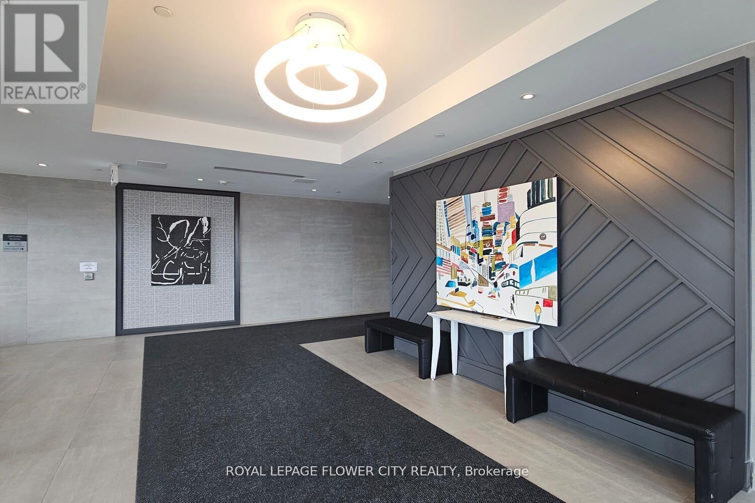 307 - 200 LAGERFELD DRIVE Image 4