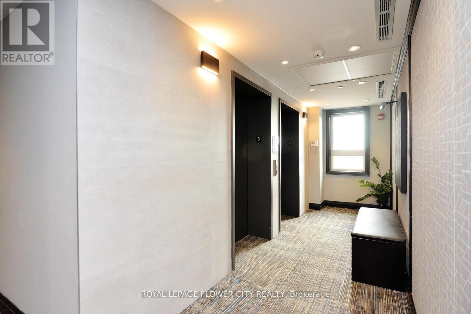 307 - 200 LAGERFELD DRIVE Image 7