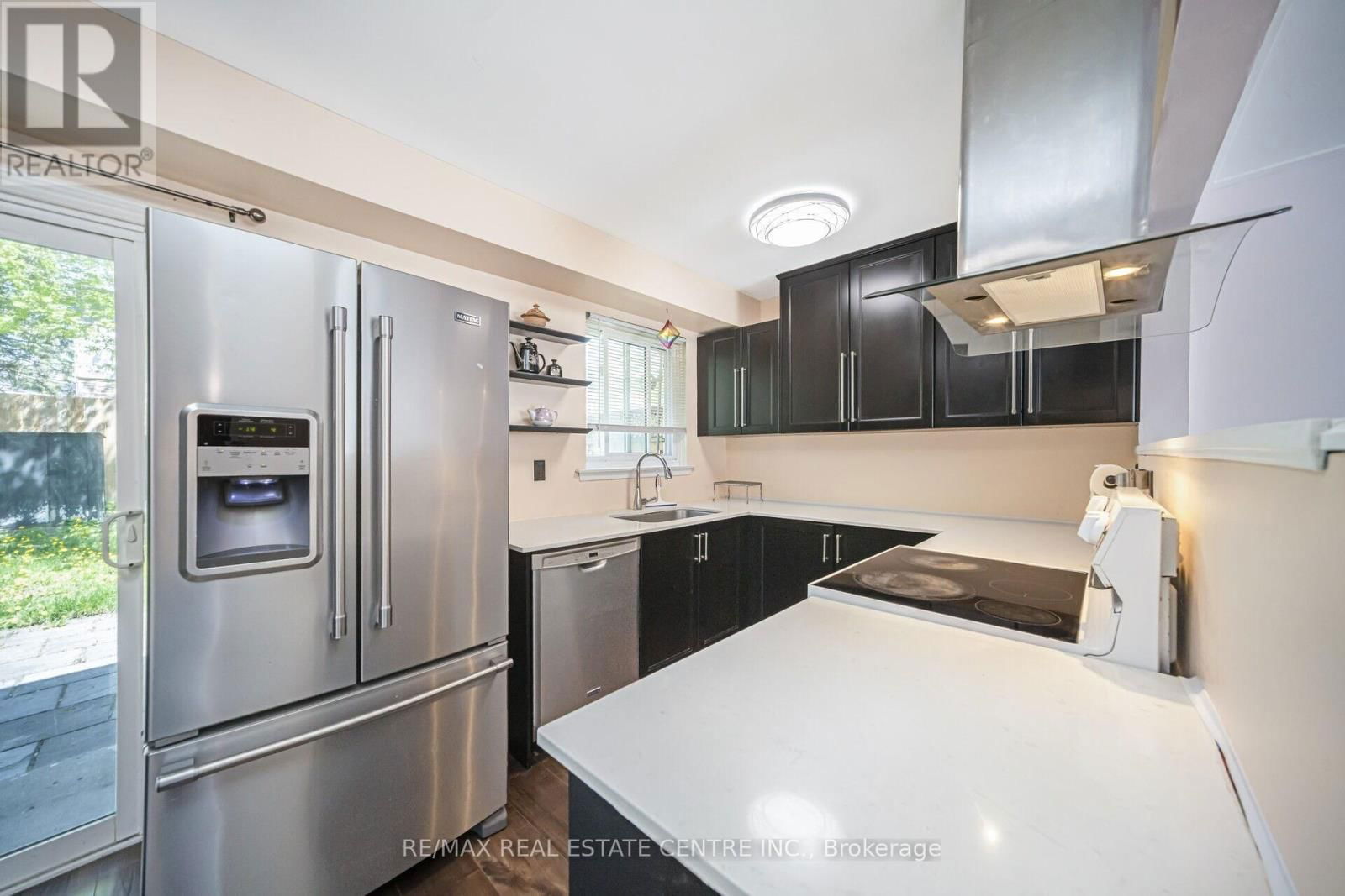 60 CHIPWOOD CRESCENT Image 23