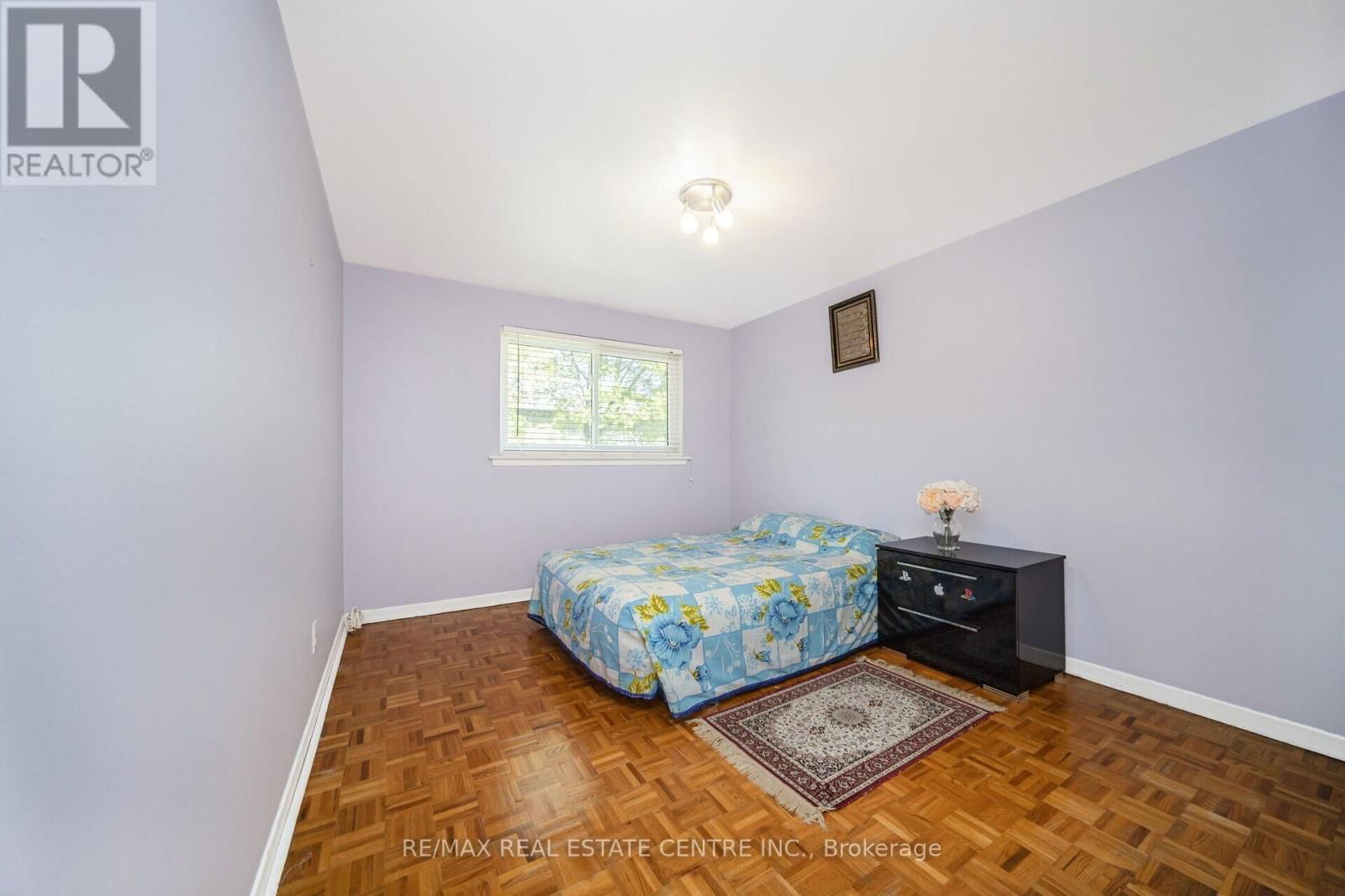 60 CHIPWOOD CRESCENT Image 30