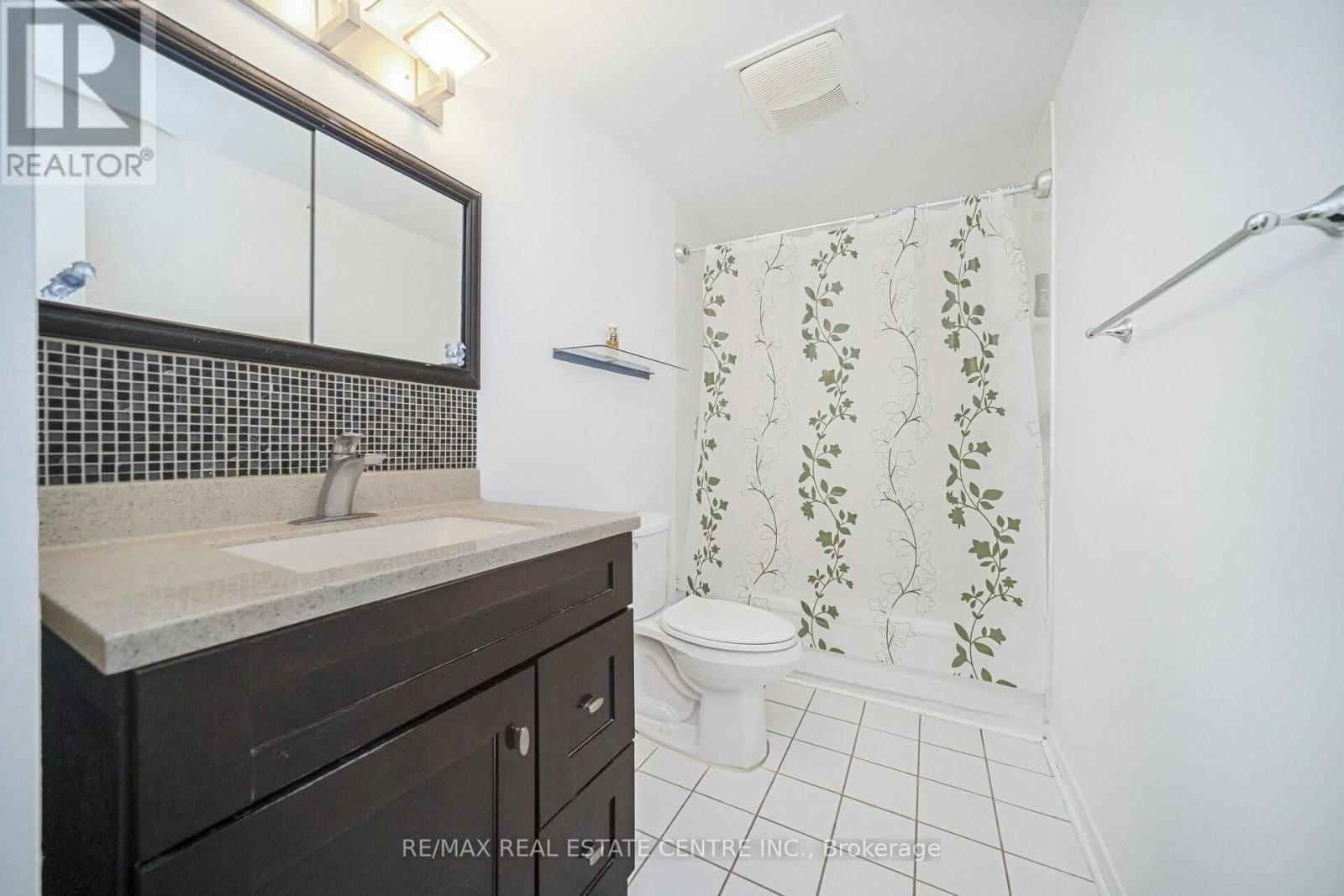 60 CHIPWOOD CRESCENT Image 34