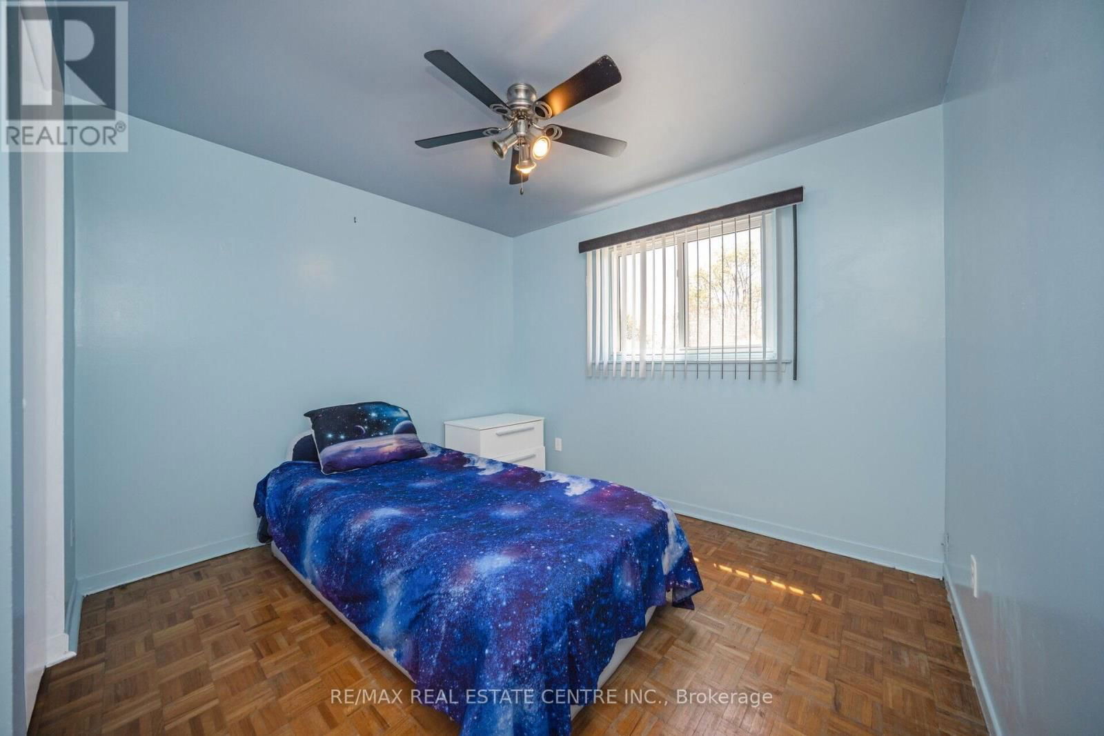 60 CHIPWOOD CRESCENT Image 35