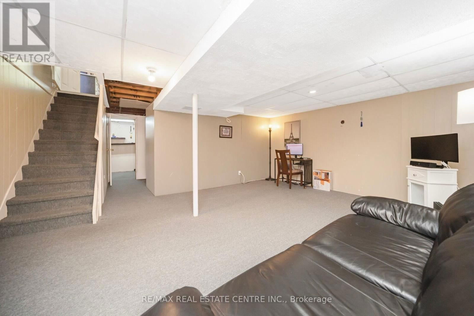 60 CHIPWOOD CRESCENT Image 40