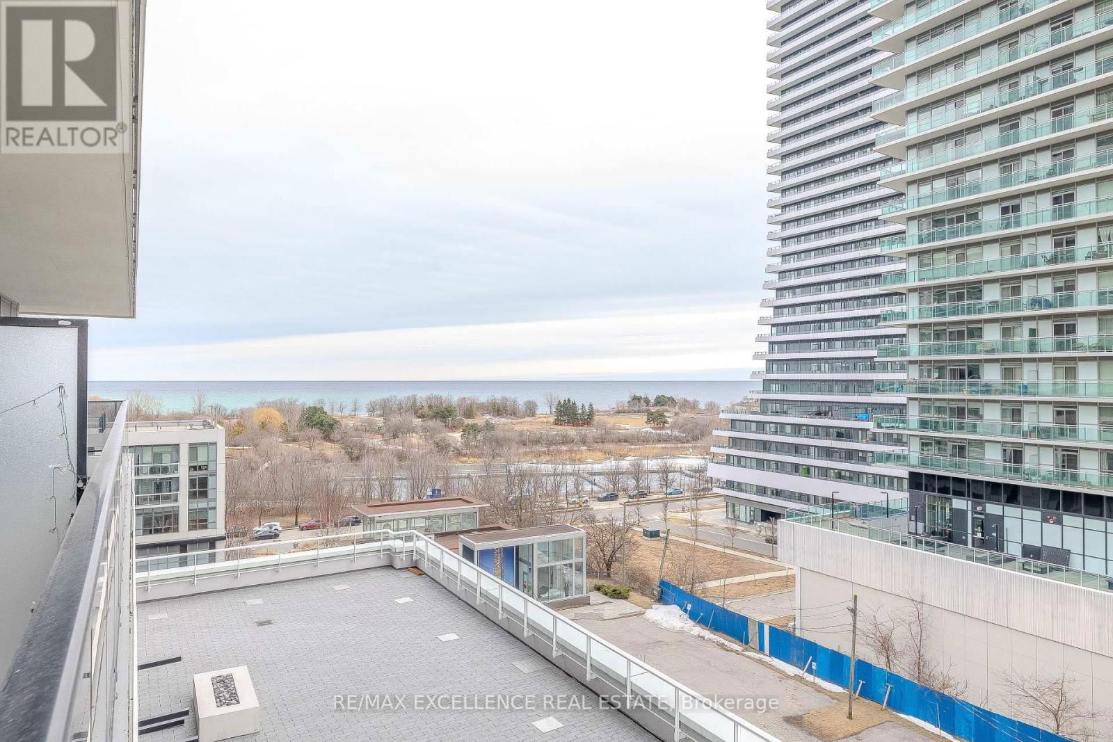 608 - 70 ANNIE CRAIG DRIVE Image 32