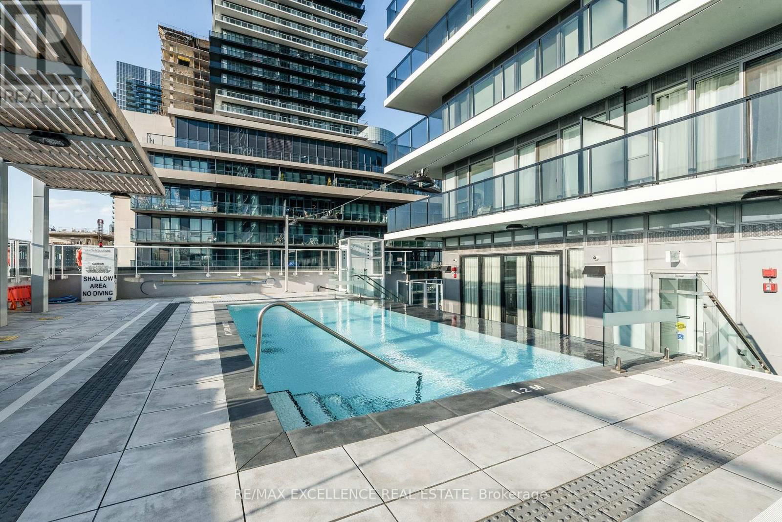 608 - 70 ANNIE CRAIG DRIVE Image 34
