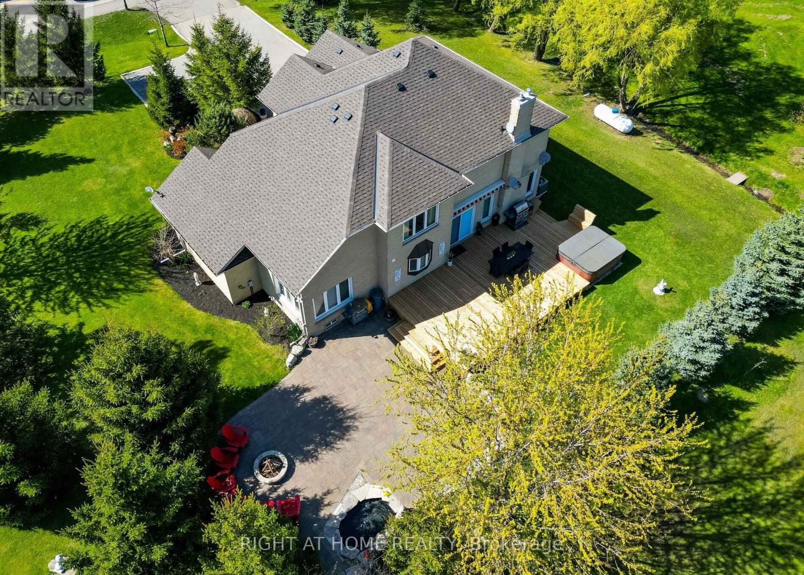 13250 TENTH SIDEROAD Image 31