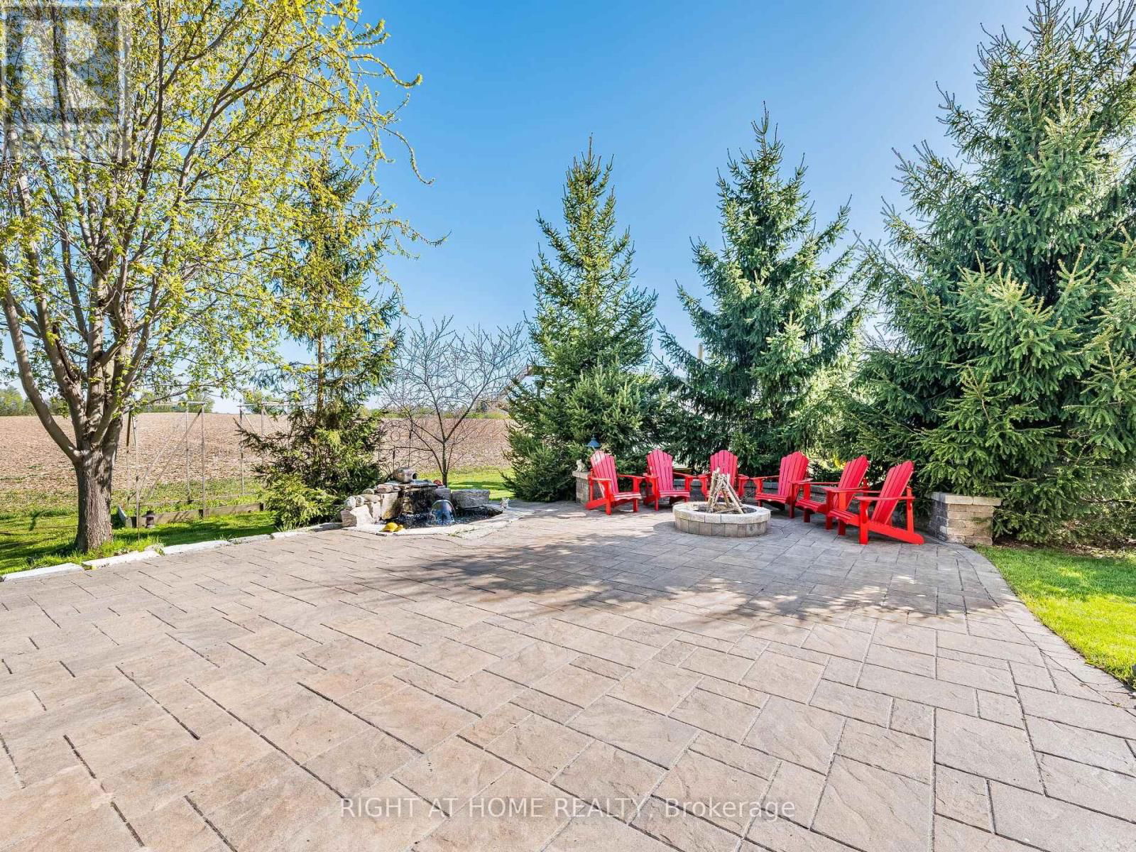 13250 TENTH SIDEROAD Image 36