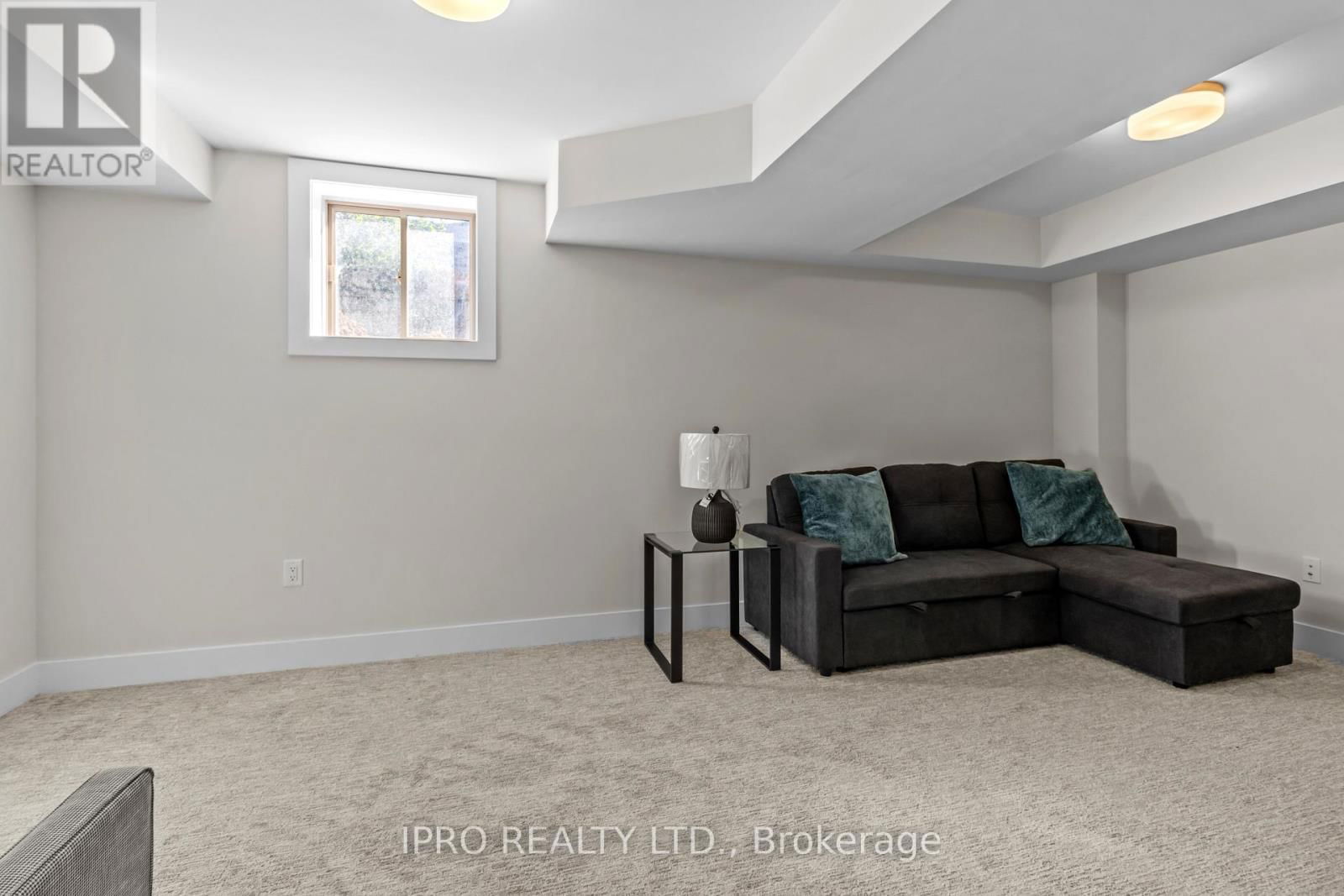 2745 WESTOAK TRAILS BOULEVARD NORTH Image 12
